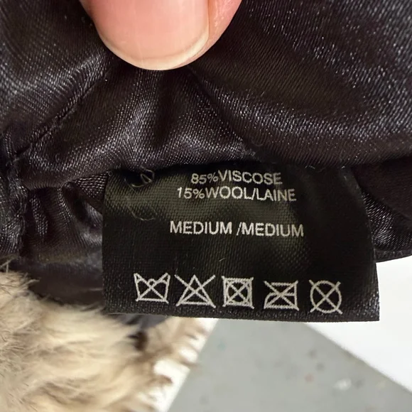 Woolrich Woolen Mills Trapper Hat - Black & Faux Fur - Size Medium - Picture 7 of 9